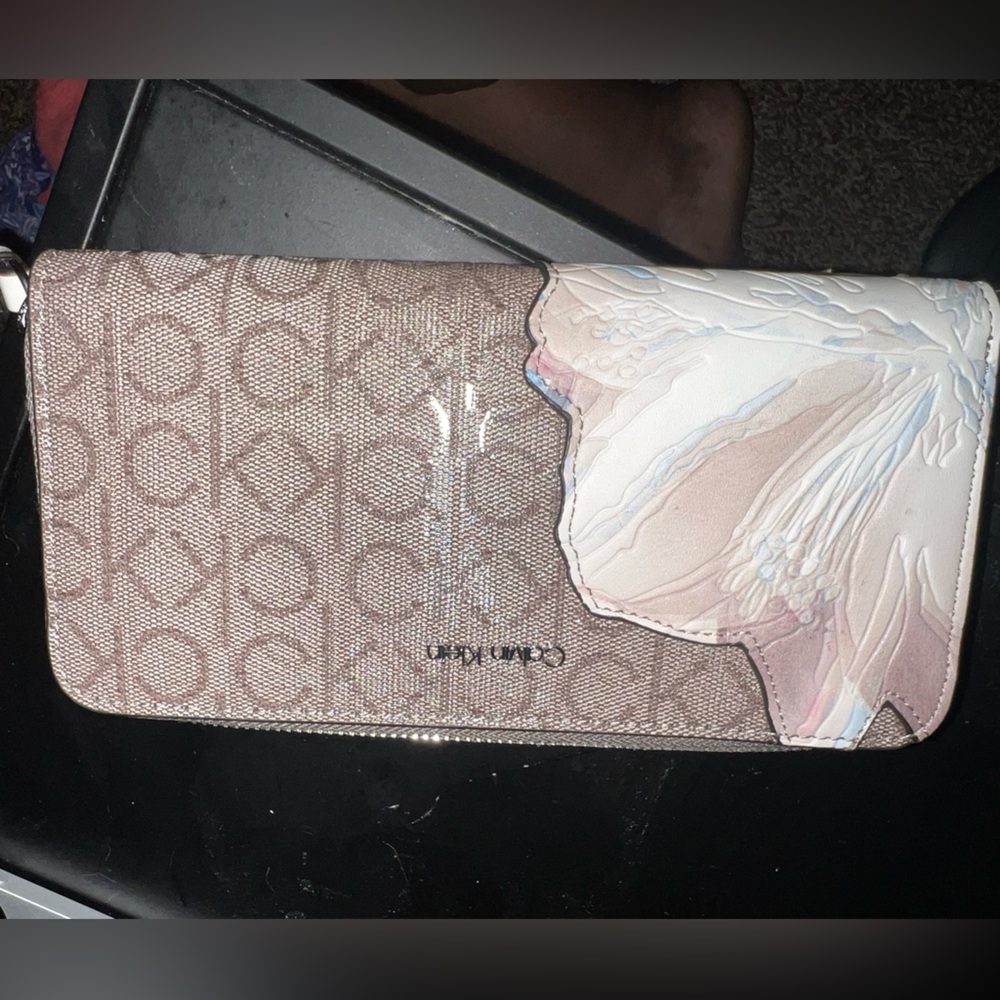 Calvin Klein wristlet new with tags never worn